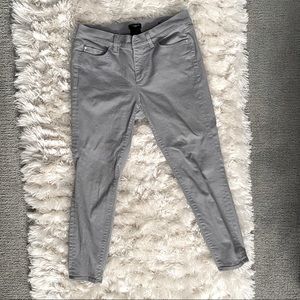 Ann Taylor Modern Skinny Jean